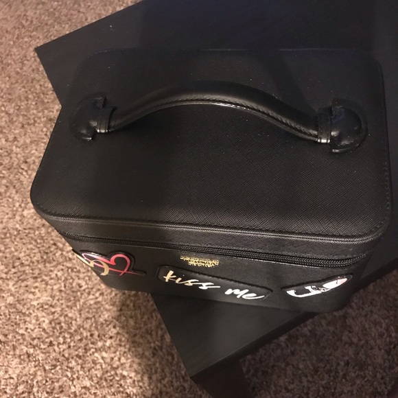 Vanity Case - Picture 2 of 3